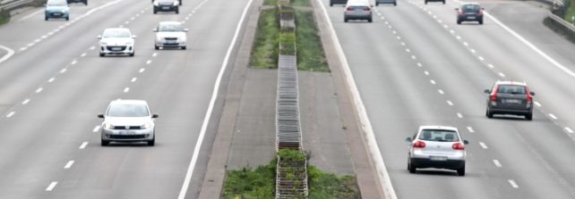 Welche Richtgeschwindigkeit Gilt Für Pkw Und Motorräder Auf Autobahnen