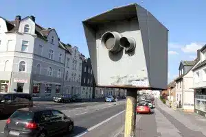 Auch sollte der Einspruch gegen den Blitzer eine wohlformulierte Begründung haben.