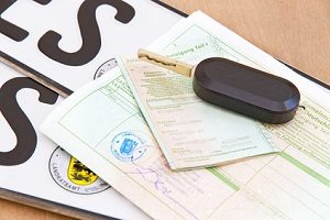 Führt ein falsches Kennzeichen im Bußgeldbescheid zu dessen Unwirksamkeit?