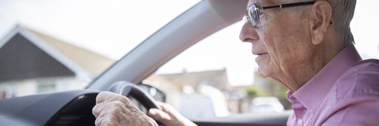 Senioren den Führerschein zu entziehen lässt sich pauschal nicht umsetzen.